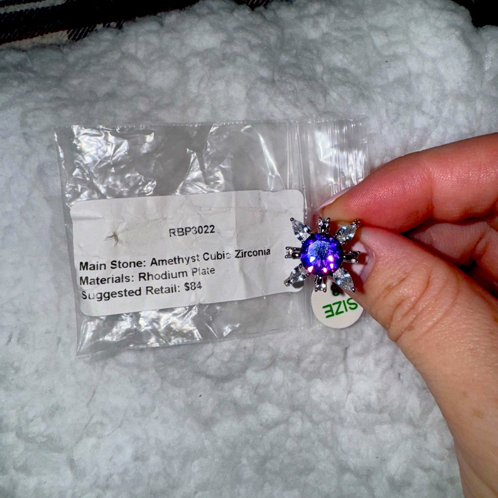 Bomb Party Size 8 Ring